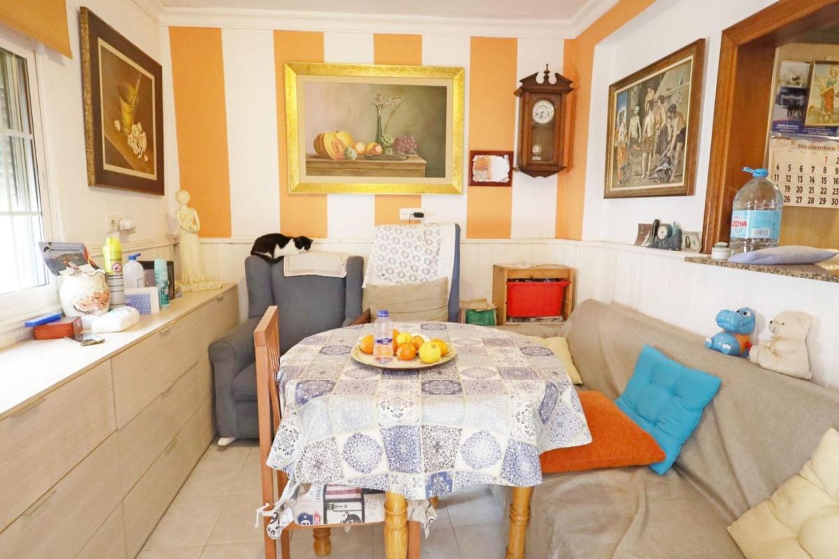 Properties for sale and rent in Spain photo 2