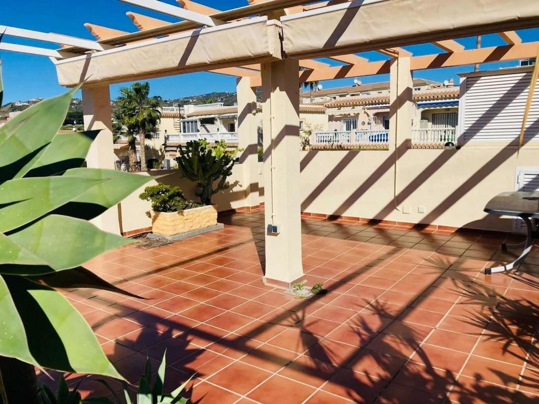 Properties for sale and rent in Spain photo 3