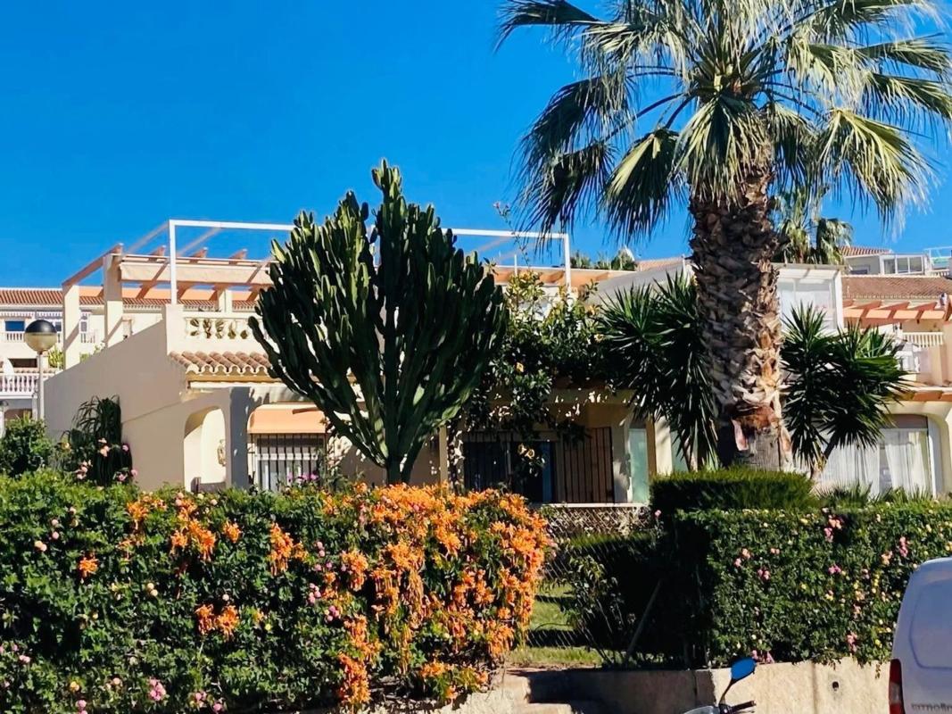 Properties for sale and rent in Spain photo 5