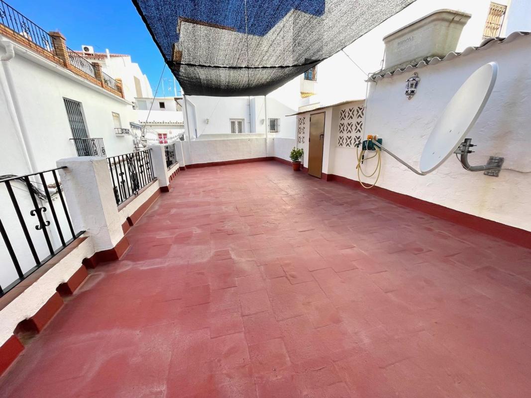 Properties for sale and rent in Spain photo 5