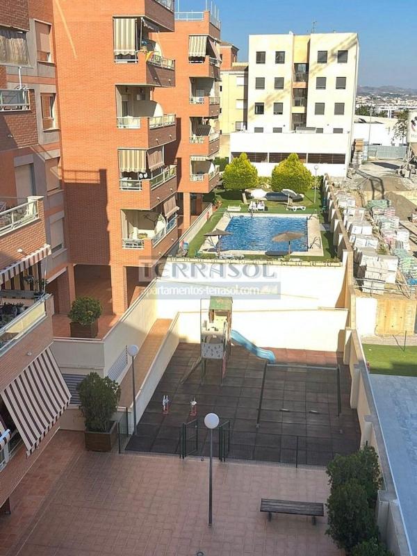 Sprzedaż mieszkania w Piso en Calle Carrera de las Angustias, 2, El Tomillar, Vélez-Malaga, Vélez-Málaga
photo 1