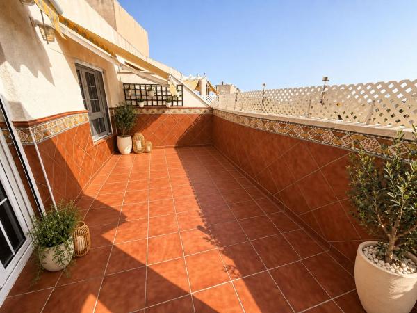 Аттик на продажу в  Ático en Calle Dolores Ibárruri, Nuevo San Andrés - Dos Hermanas, Málaga, Малага photo 4