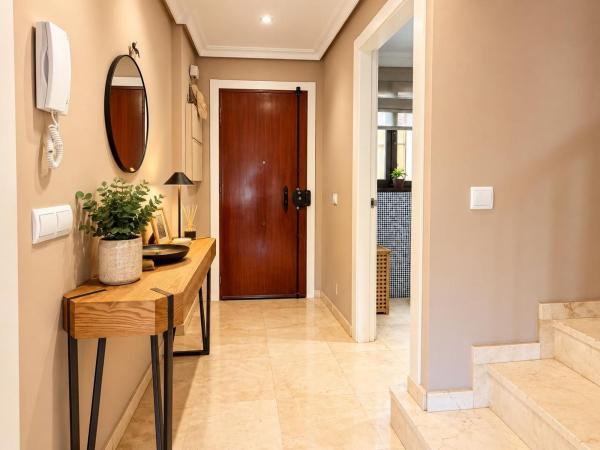Chalet adosado en Juan Carlos I, Huerta Nueva, Estepona photo 3