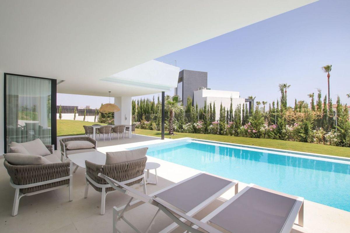 Properties for sale and rent in Spain photo 3