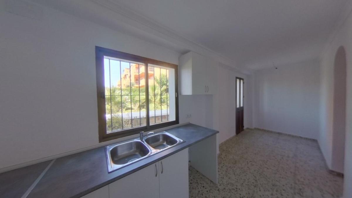 Properties for sale and rent in Spain photo 3