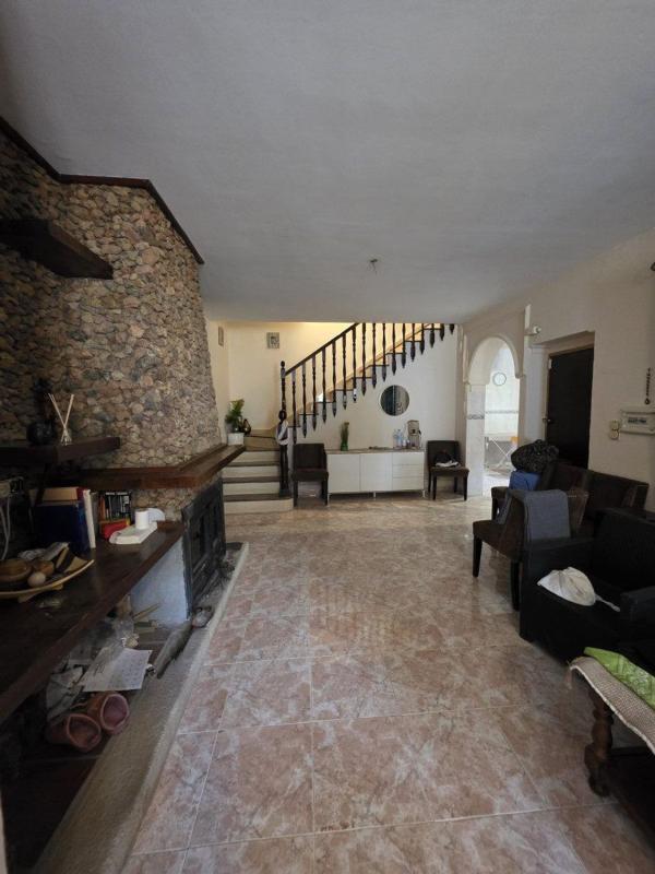 Properties for sale and rent in Spain photo 5