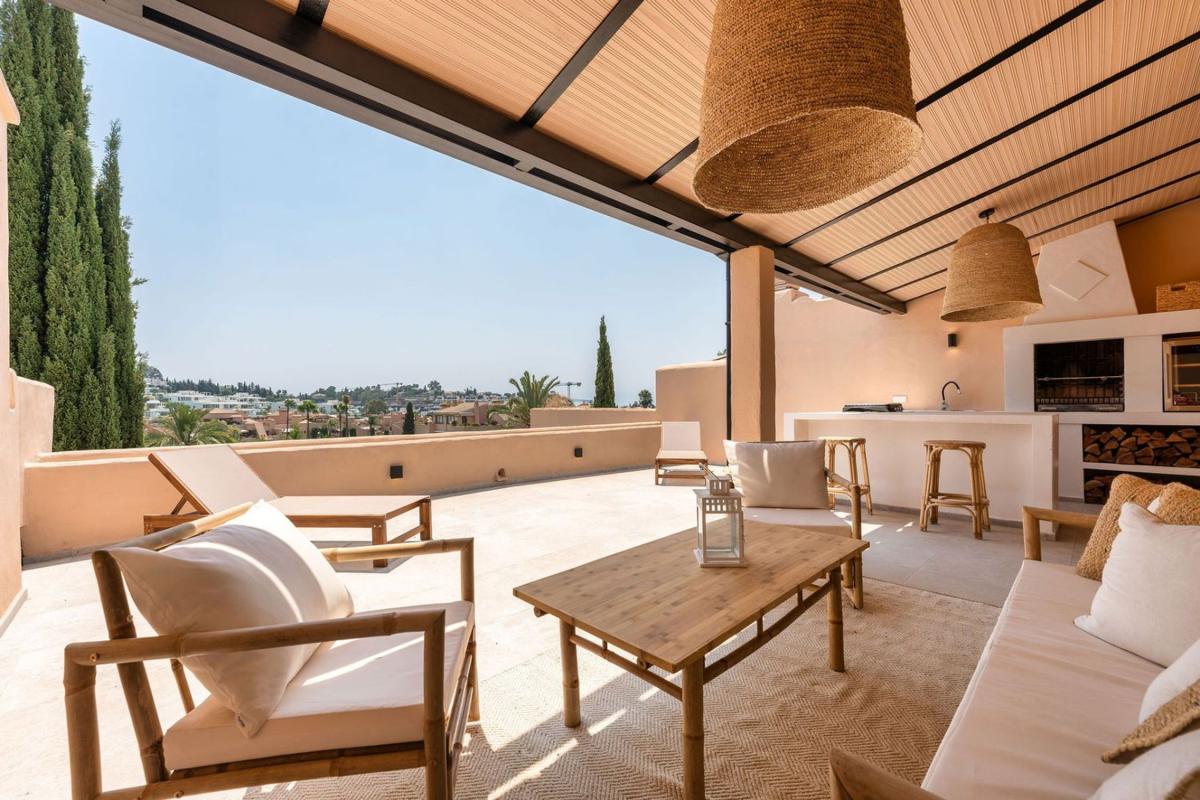 Продажа дуплекса на Dúplex en Nueva Atalaya, Estepona, Эстепона photo 1