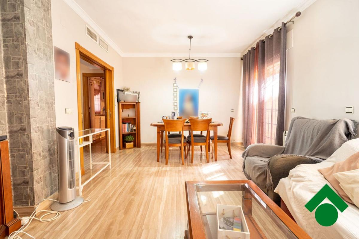 Недвижимость на продажу и в аренду в Испании photo 4
