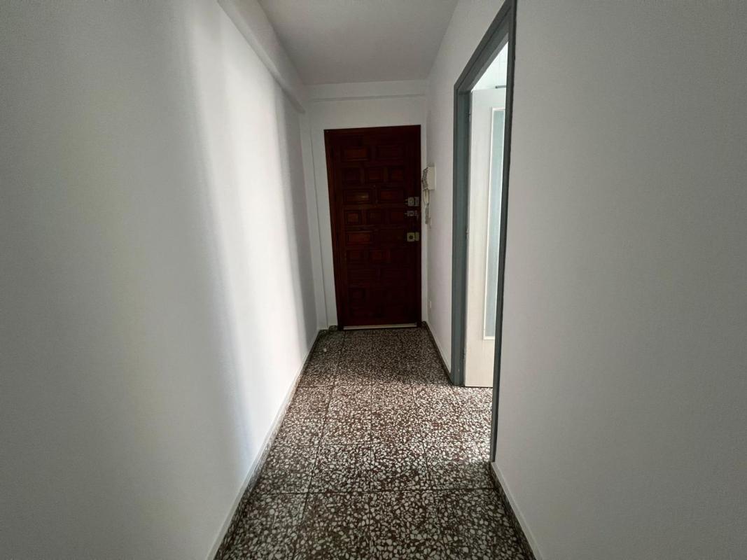 Venta de piso en Piso en Calle Ramón y Cajal, Centro, Vélez-Malaga, Vélez-Malaga
photo 3