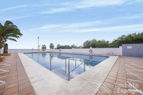Продажа квартиры на Piso en Paseo Marítimo Rey de España, Las Gaviotas, Fuengirola, Фуэнхирола
 photo 1