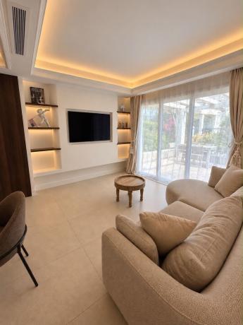 Продажа квартиры на Piso en Plaza de la Victoria, Casco Antiguo, Marbella, Марбелла
 photo 1