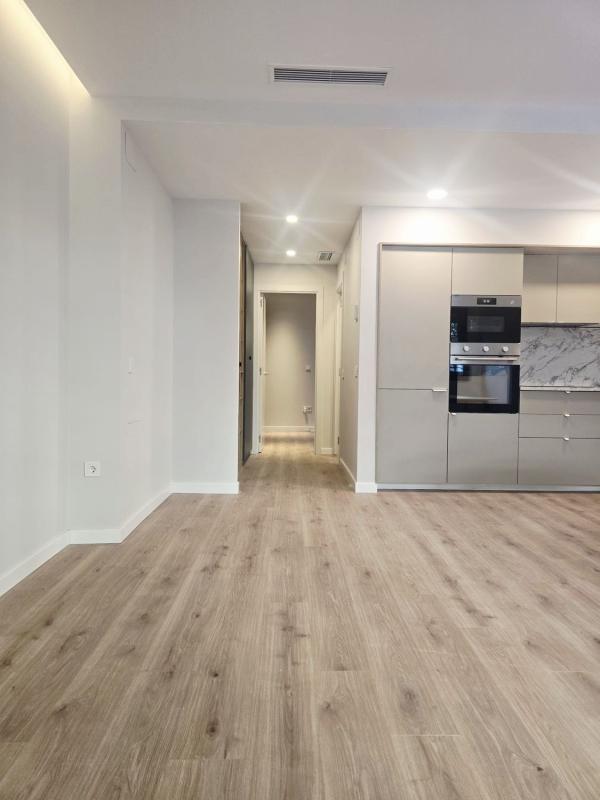 Продажа квартиры на Piso en Calle Palangre, 27, Zona Sohail, Fuengirola, Фуэнхирола
photo 1