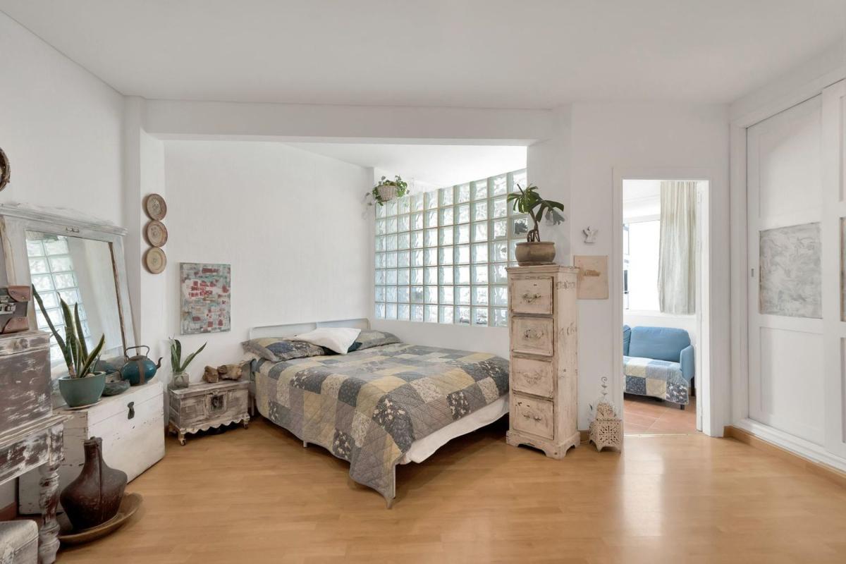 Venta de piso en Piso en Avenida Duque de Ahumada, Playa Bajadilla-Puertos, Marbella, Marbella
photo 3