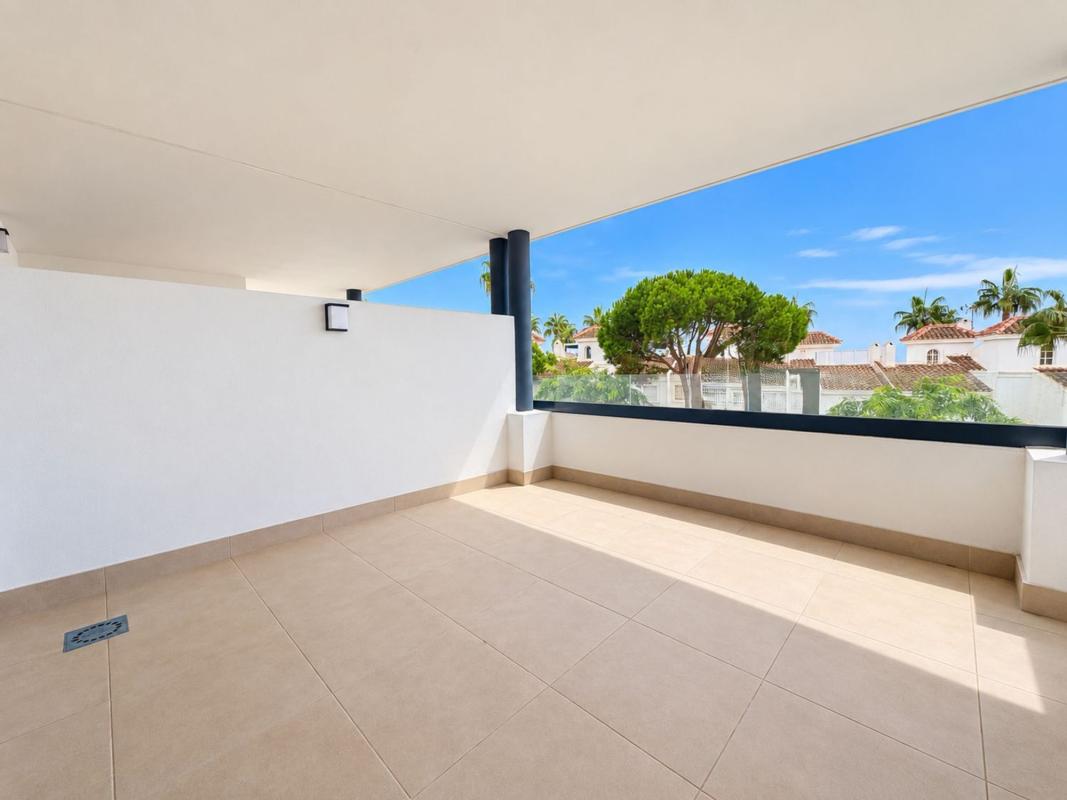 Продажа квартиры на Piso en Calle Aralia, Calaburra - Chaparral, Mijas, Михас
 photo 5