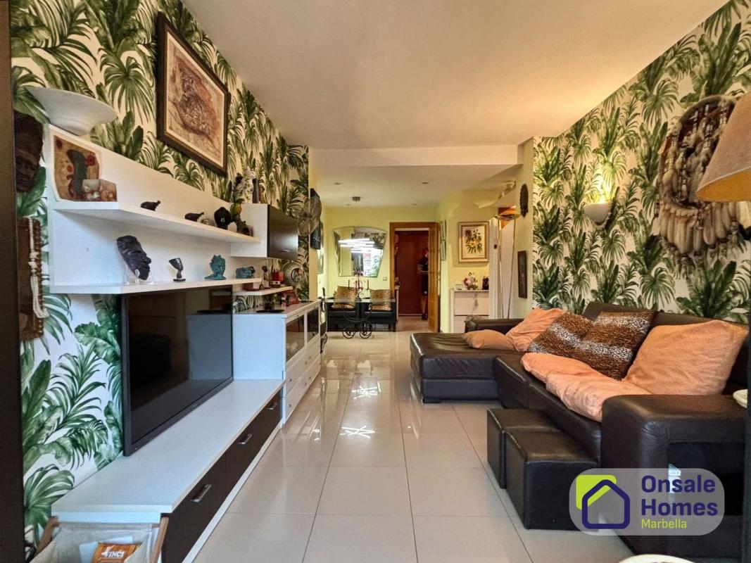 Продажа квартиры на Piso en Calle de Ramón Gómez de la Serna, Playa de la Fontanilla, Marbella, Марбелла
photo 3