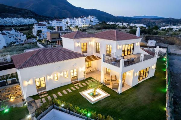 Casa o chalet independiente en Calle Guatemala, Valle Romano Golf, Estepona photo 1