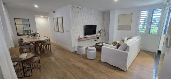 Продажа квартиры на Piso en Centro Histórico, Málaga, Малага
 photo 1