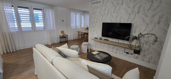 Продажа квартиры на Piso en Centro Histórico, Málaga, Малага
 photo 2