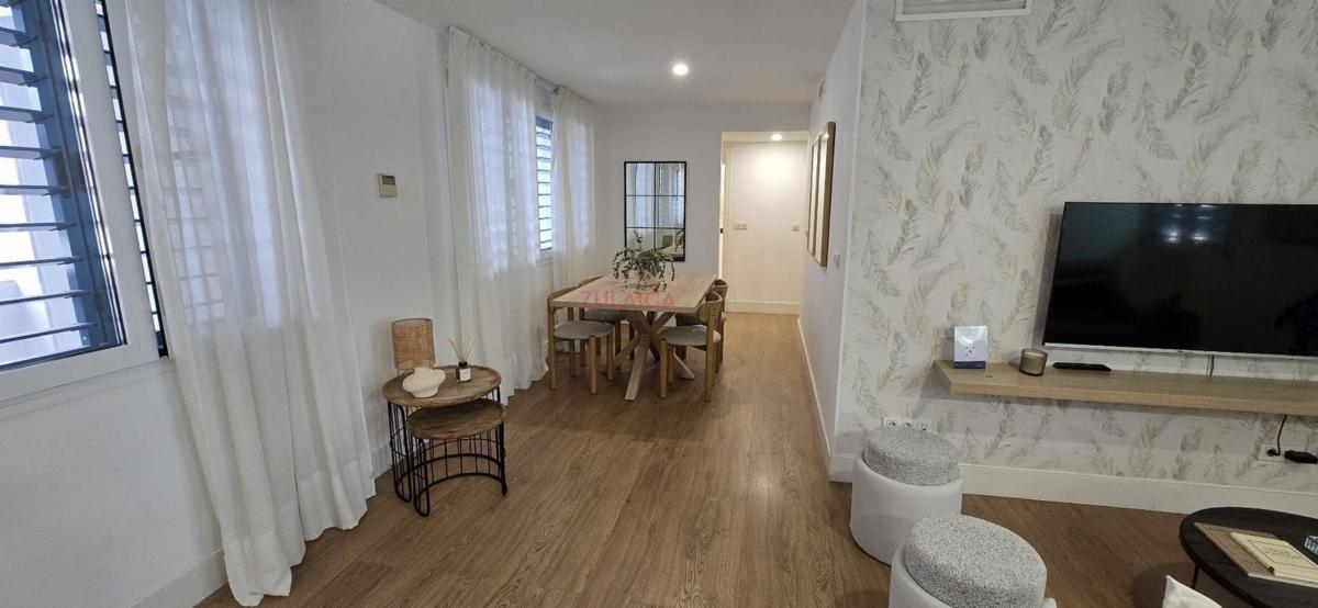 Продажа квартиры на Piso en Centro Histórico, Málaga, Малага
 photo 3