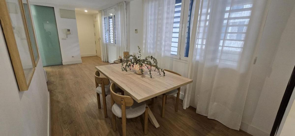 Продажа квартиры на Piso en Centro Histórico, Málaga, Малага
 photo 4