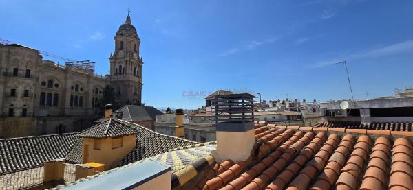 Аттик на продажу в  Ático en Centro Histórico, Málaga, Малага photo 1