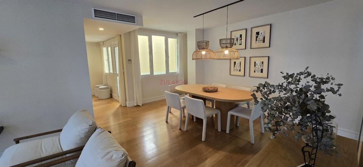 Продажа квартиры на Piso en Centro Histórico, Málaga, Малага
photo 1
