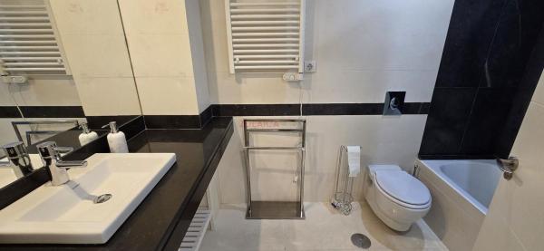 Продажа квартиры на Piso en Centro Histórico, Málaga, Малага
 photo 3