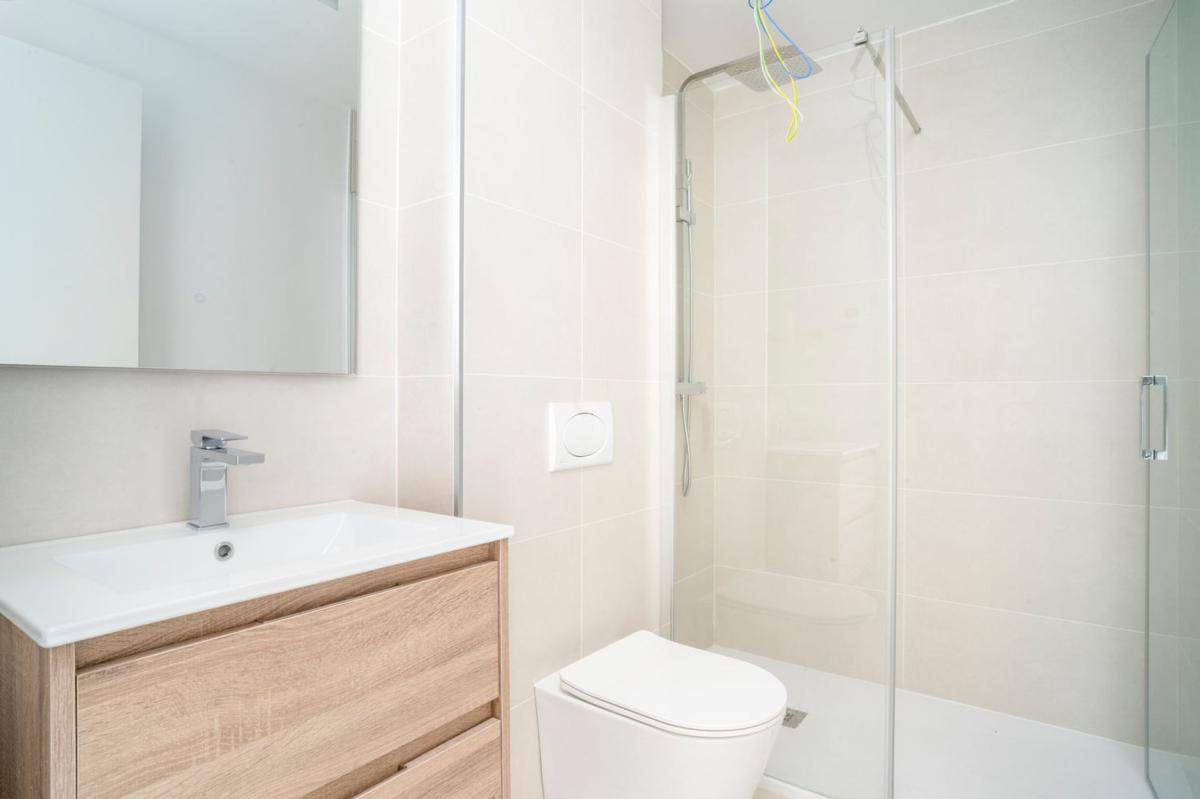 Sale of apartment in Piso en Calle Paula, El Higuerón, Fuengirola, Fuengirola
photo 5