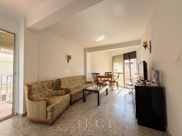 Продажа квартиры на Piso en Calle Gaviota la /torre del Mar, Paseo Marítimo de Levante, Vélez-Malaga, Велес-Малага
 photo 2