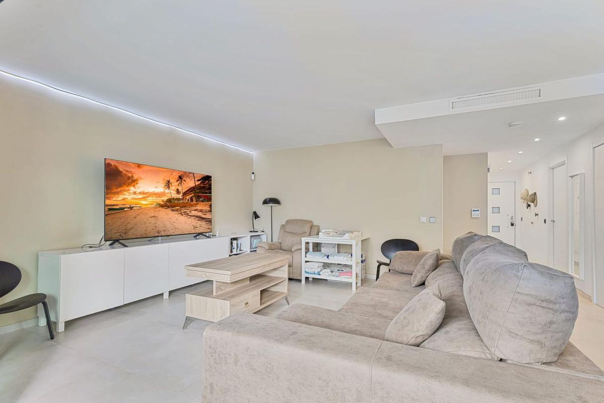 Продажа квартиры на Piso en Calle Francisco Cano s/n, Playa de los Boliches, Fuengirola, Фуэнхирола
photo 2