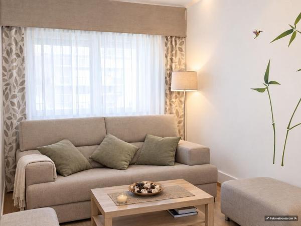 Venta de piso en Piso en Girón - Las Delicias - Pacífico, Málaga, Málaga
photo 1