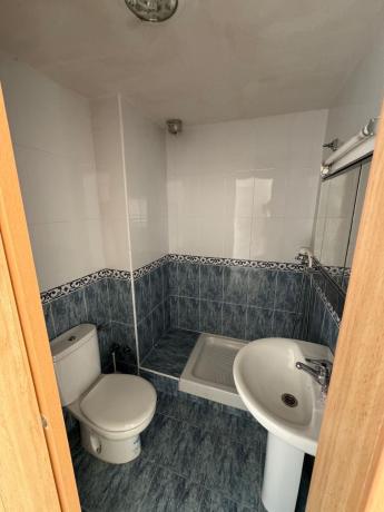 Продажа квартиры на Piso en Calle Horacio Lengo, Cruz del Humilladero - Los Tilos, Málaga, Малага
 photo 4