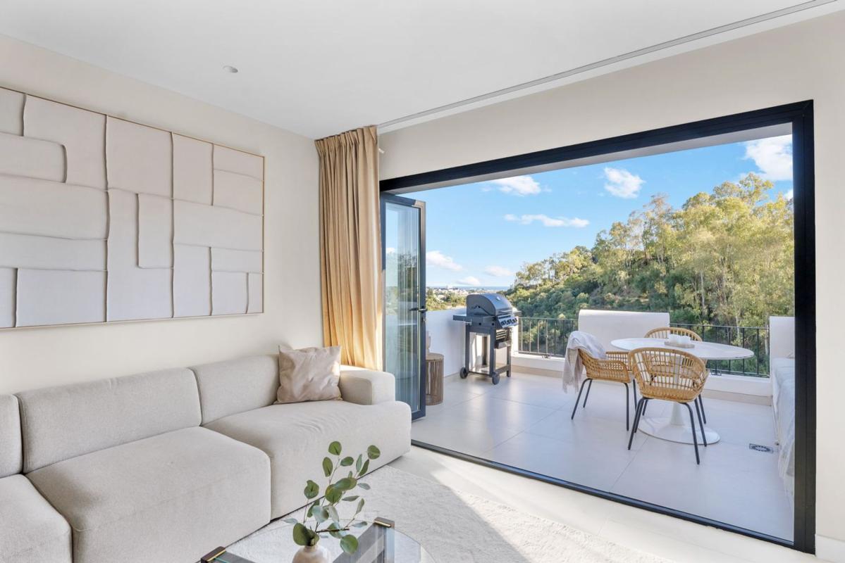 Продажа квартиры на Piso en Los Arqueros-Puerto del Almendro, Benahavís, Бенахавис
photo 1