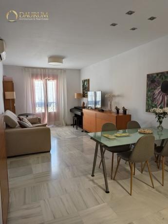 Venta de piso en Piso en Calle Juan de Robles, Camino de Antequera, Málaga, Málaga
 photo 4