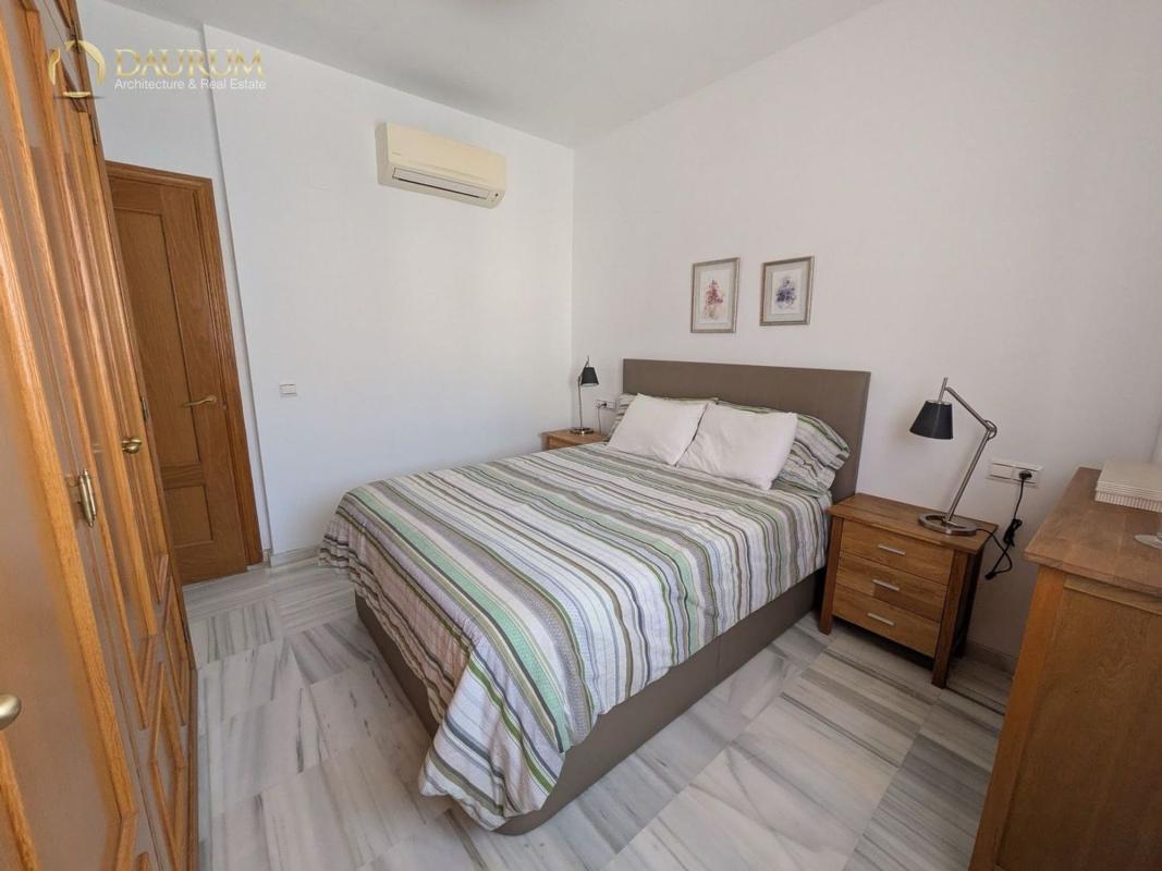 Venta de piso en Piso en Calle Juan de Robles, Camino de Antequera, Málaga, Málaga
photo 5