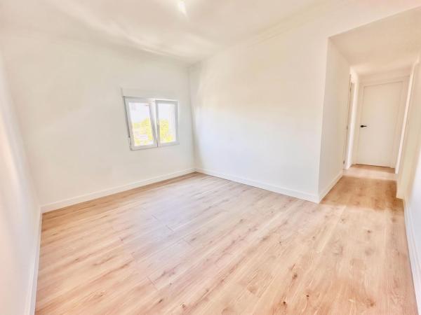 Продажа квартиры на Piso en Carranque - Haza Cuevas, Málaga, Малага
 photo 1