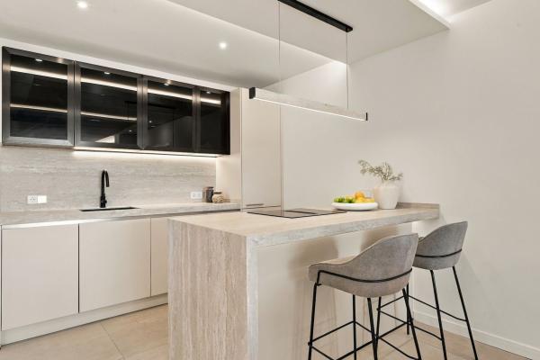 Дуплекс на продажу в Dúplex en Nueva Andalucía, Marbella, Марбелла photo 4