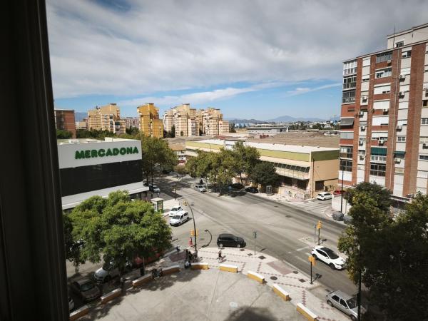 Venta de piso en Piso en Gaucin, 30, Vistafranca, Málaga, Málaga
thumbnail 2