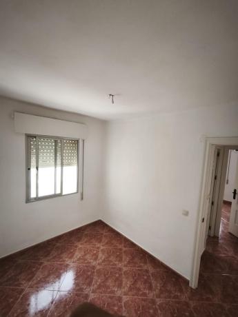 Venta de piso en Piso en Gaucin, 30, Vistafranca, Málaga, Málaga
thumbnail 3