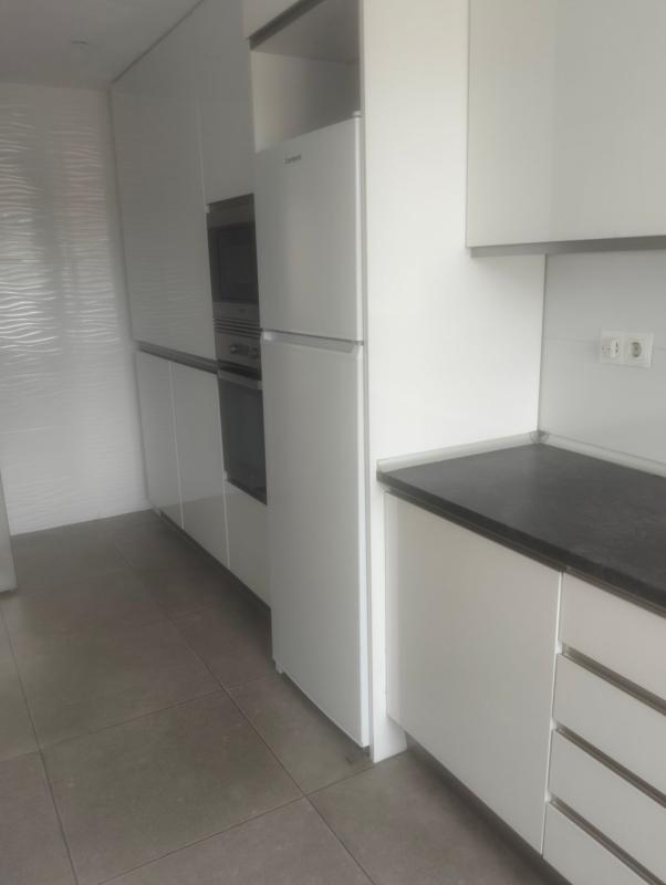 Sprzedaż mieszkania w Piso en Calle Molino Velasco, 19, Zona Hispanidad - Vivar Téllez, Vélez-Malaga, Vélez-Málaga
photo 4