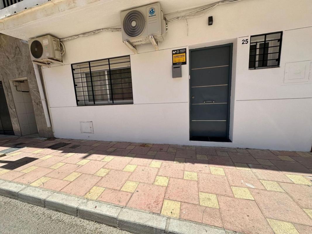 Продажа квартиры на Piso en Zona Puerto Deportivo, Fuengirola, Фуэнхирола
photo 1