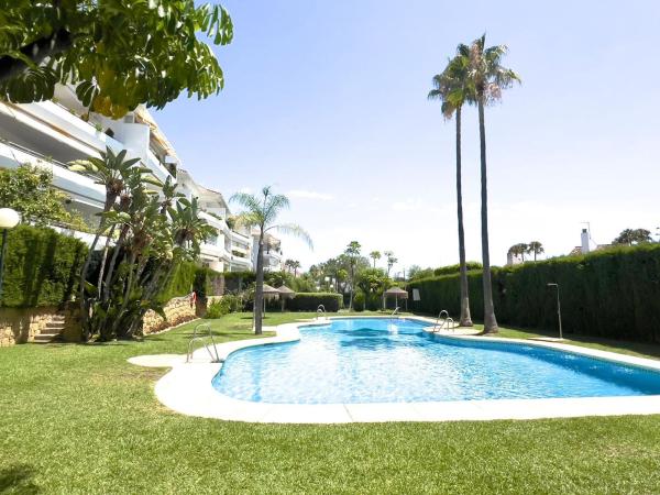 Продажа квартиры на Piso en CL 3 (ur Guadalmina Baja), Guadalmina Baja, Marbella, Марбелла
 photo 1