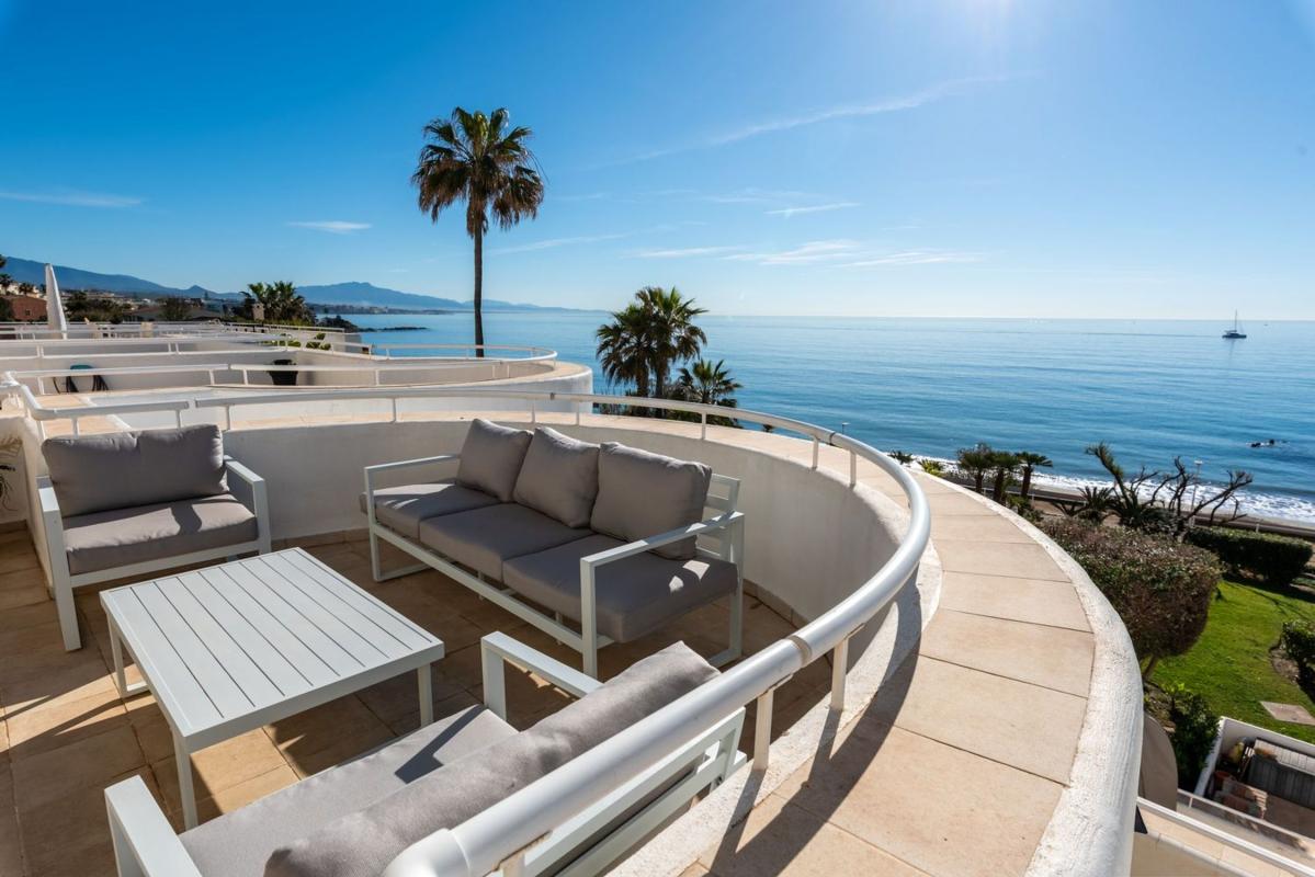 Venta de piso en Piso en Mirador El Ii s/n, Buenas Noches, Estepona, Estepona
photo 1