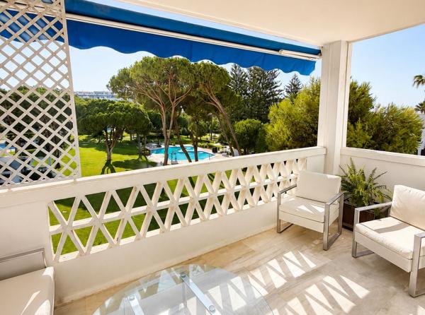Venta de piso en Piso en Avenida Playas del Duque, 2, Puerto Banús, Marbella, Marbella
 photo 3