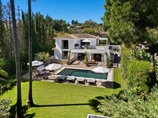 Casa o chalet independiente en Las Brisas, Marbella photo 1