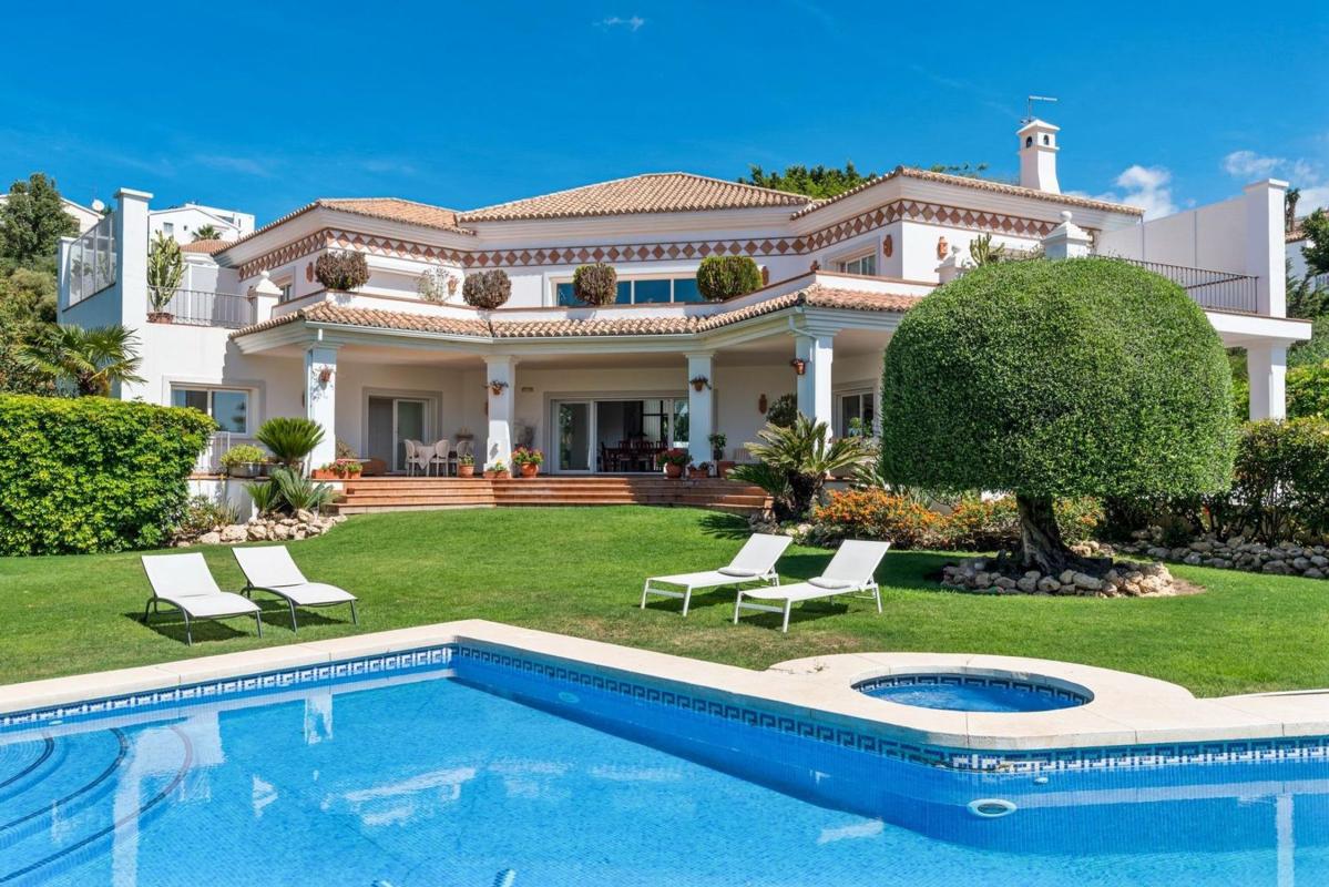Propiedades en venta y alquiler en España photo 1