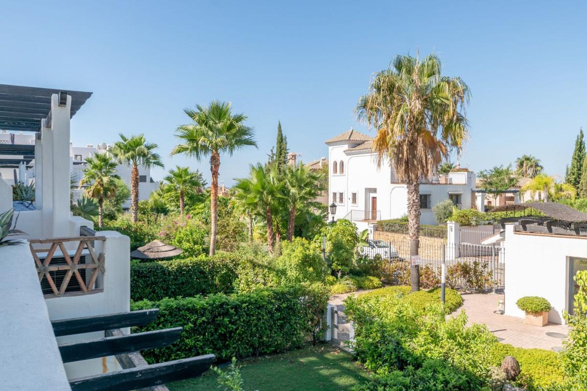 Sprzedaż mieszkania w Piso en La Concha-Resina Golf, Estepona, Estepona
photo 3