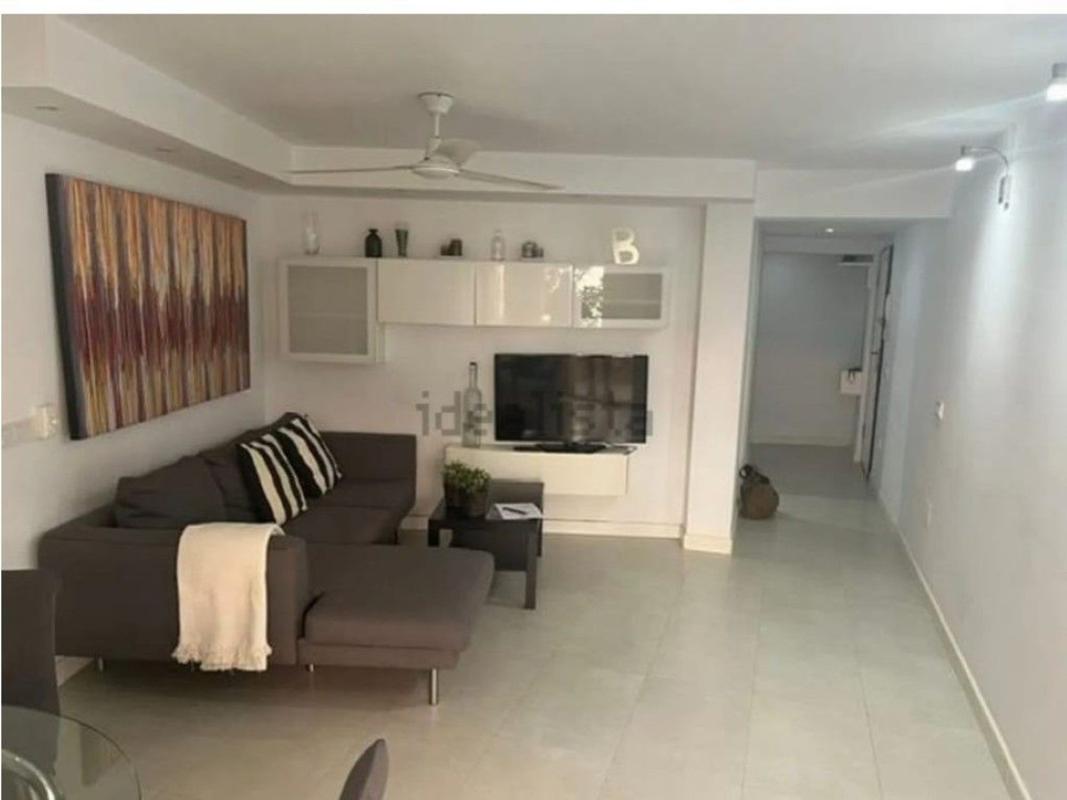 Venta de piso en Piso en Playa Bajadilla-Puertos, Marbella, Marbella
photo 1