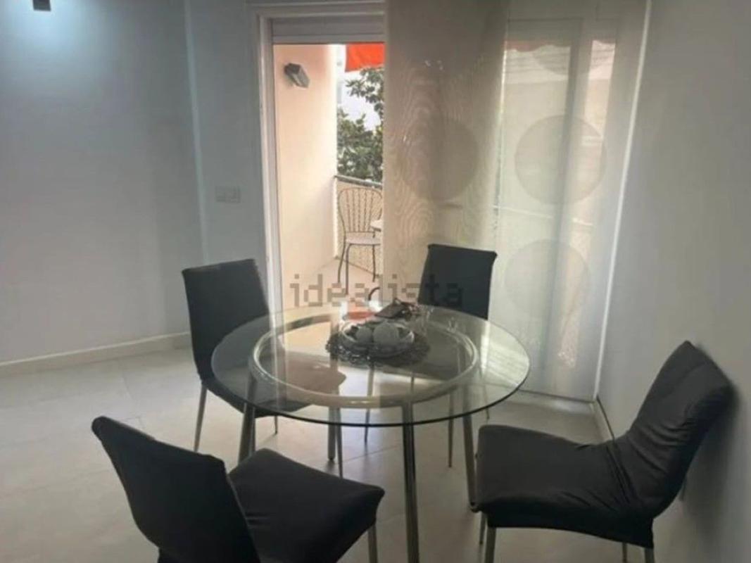 Venta de piso en Piso en Playa Bajadilla-Puertos, Marbella, Marbella
photo 4