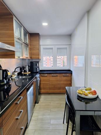Venta de piso en Piso en Pintor ramos rosas, 4, Huerta Nueva - Jardín de Málaga, Málaga, Málaga
 photo 1